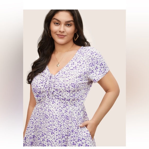 BloomChic Plus Size 4XL Ditsy Floral Elastic Waist Knot Drawstring Dress us26 - Picture 3 of 11